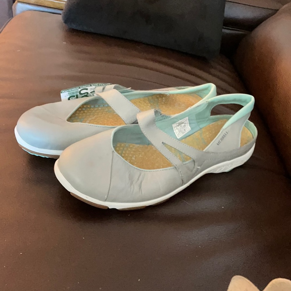 New Merrell dress shoes Gray Sz 11m